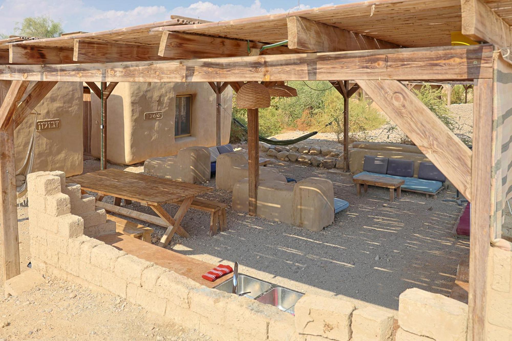 Desert Days Mud Cabin'S Resort Tzukim Exterior foto